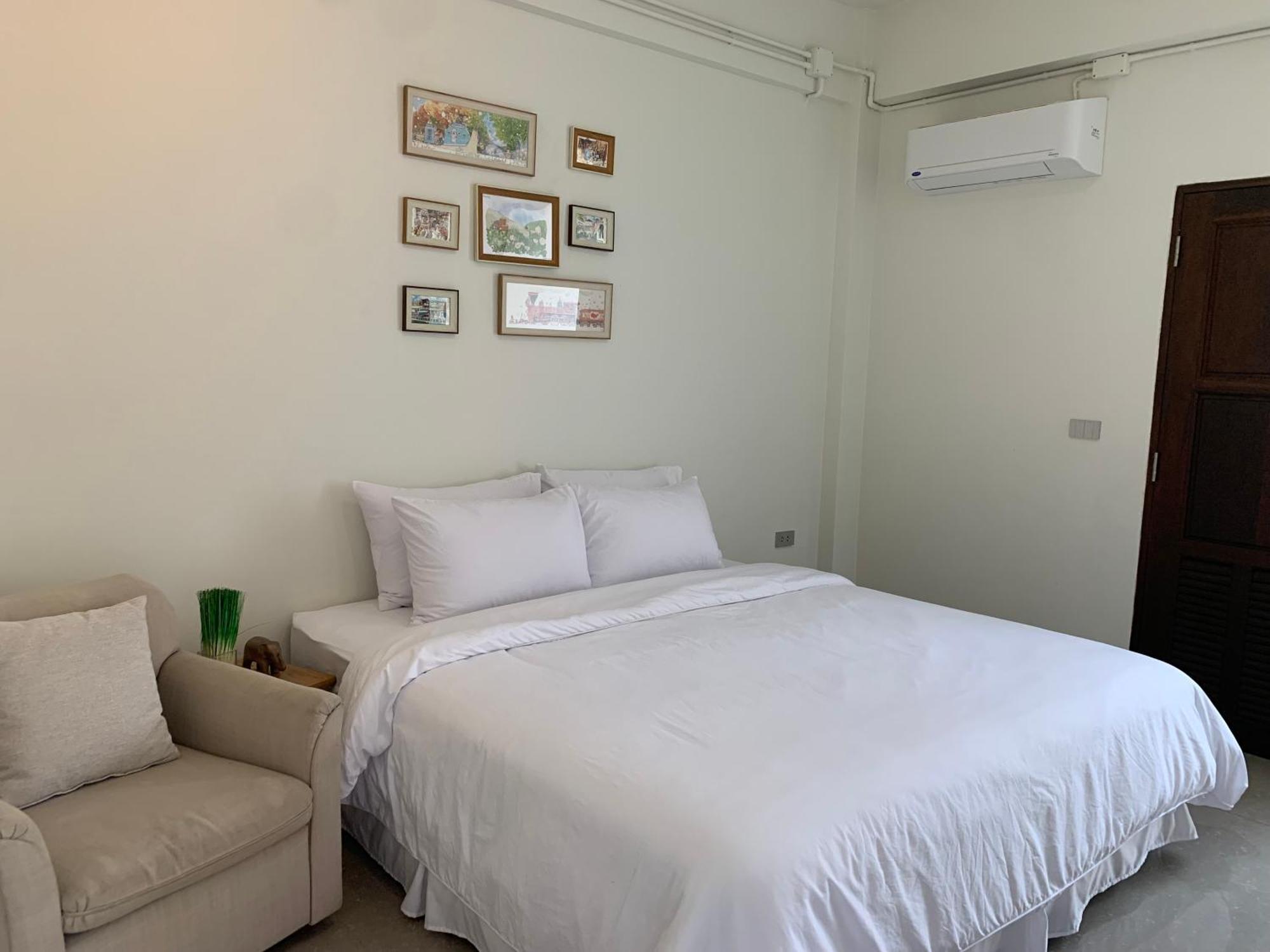 Self Check-In Apartment By Baiput Hometel Phranakhonszi Ajutthaja Kültér fotó