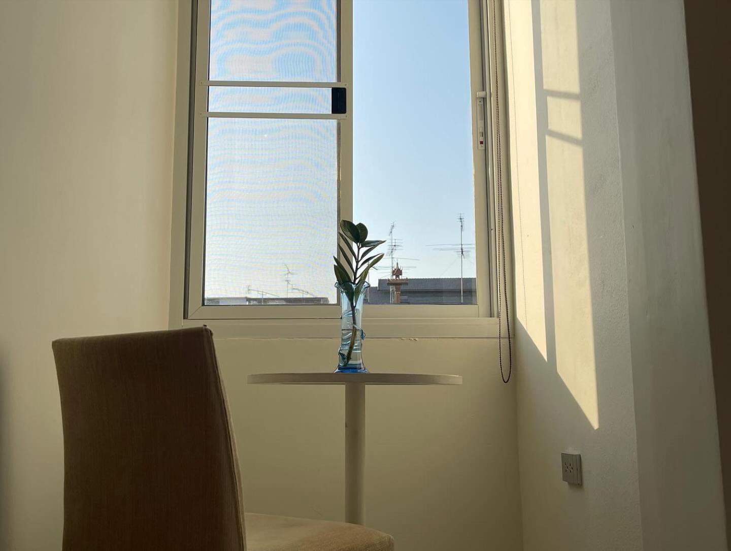 Self Check-In Apartment By Baiput Hometel Phranakhonszi Ajutthaja Kültér fotó